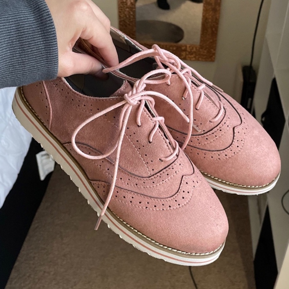 Women's Pink Oxford's Lace Up